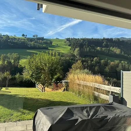Haus *