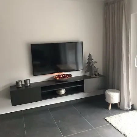 Haus *